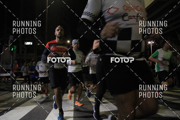 Buy your photos of the eventS�o Silvestre Porto 2019 on Fotop