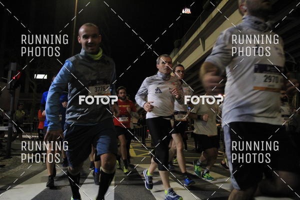 Buy your photos of the eventS�o Silvestre Porto 2019 on Fotop