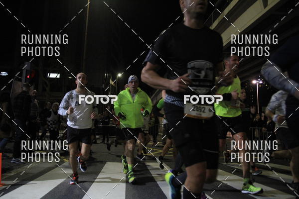 Buy your photos of the eventS�o Silvestre Porto 2019 on Fotop
