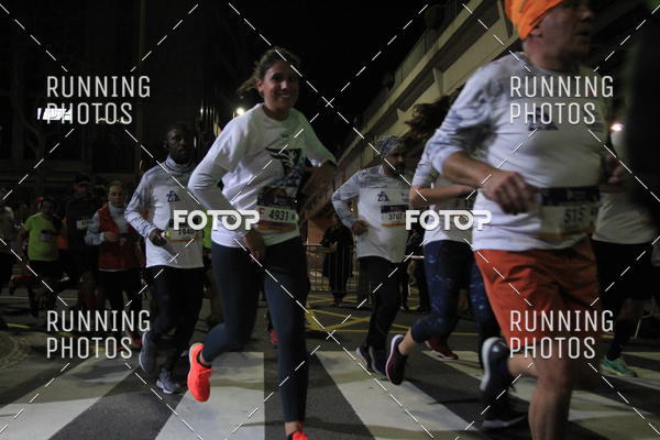 Buy your photos of the eventS�o Silvestre Porto 2019 on Fotop