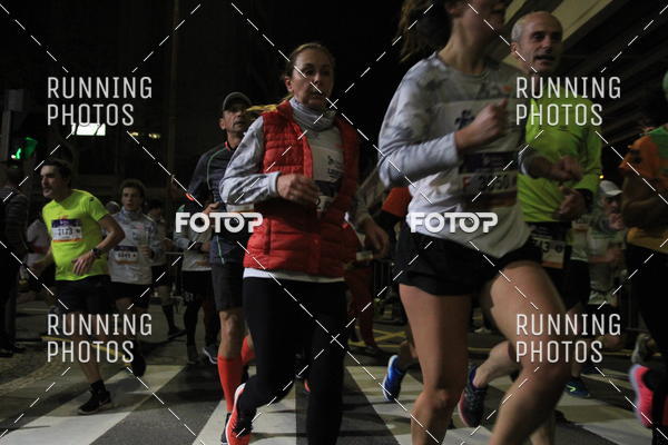 Buy your photos of the eventS�o Silvestre Porto 2019 on Fotop