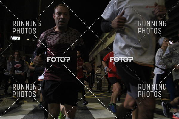 Buy your photos of the eventS�o Silvestre Porto 2019 on Fotop