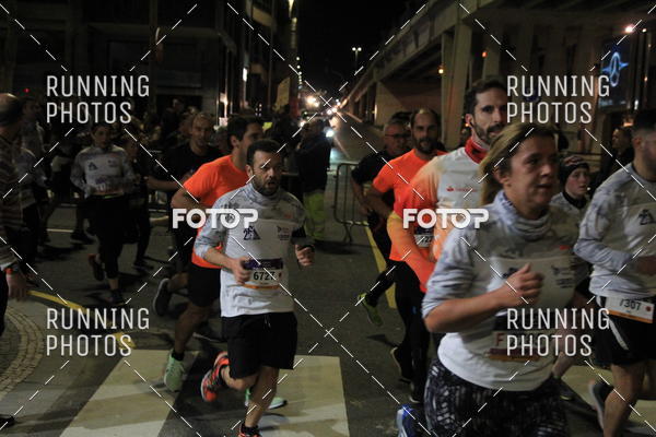Buy your photos of the eventS�o Silvestre Porto 2019 on Fotop