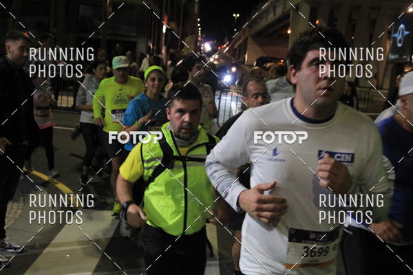 Buy your photos of the eventS�o Silvestre Porto 2019 on Fotop