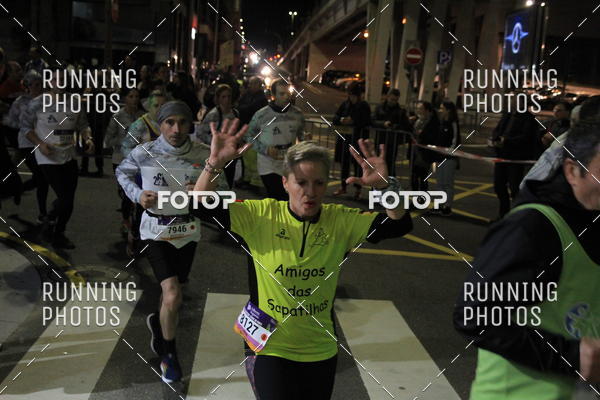 Buy your photos of the eventS�o Silvestre Porto 2019 on Fotop