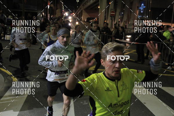 Buy your photos of the eventS�o Silvestre Porto 2019 on Fotop