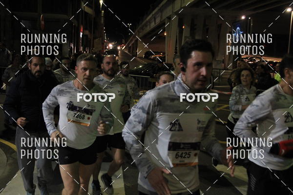 Buy your photos of the eventS�o Silvestre Porto 2019 on Fotop