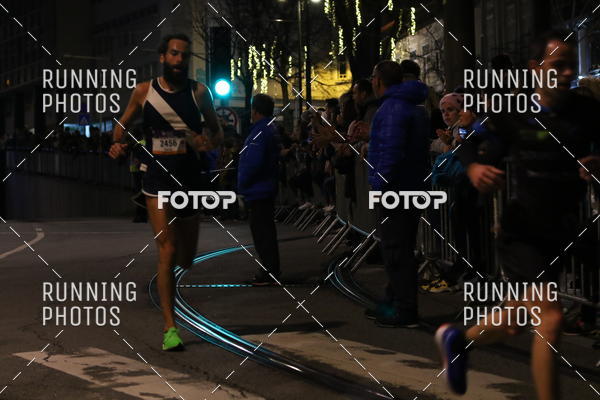 Buy your photos of the eventS�o Silvestre Porto 2019 on Fotop