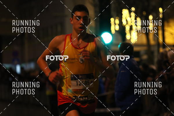 Buy your photos of the eventS�o Silvestre Porto 2019 on Fotop