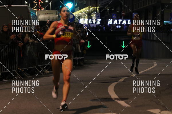 Compra tus fotos del eventoS�o Silvestre Porto 2019 En Fotop