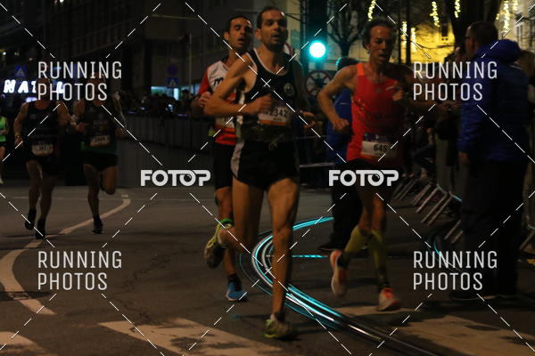 Compra tus fotos del eventoS�o Silvestre Porto 2019 En Fotop