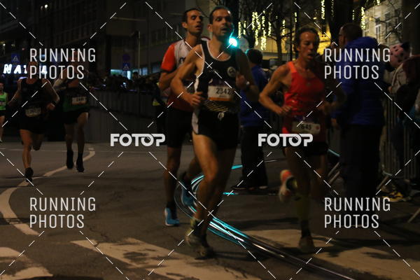 Compra tus fotos del eventoS�o Silvestre Porto 2019 En Fotop