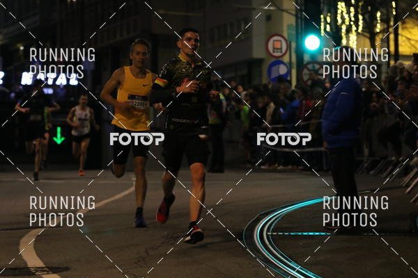 Compra tus fotos del eventoS�o Silvestre Porto 2019 En Fotop