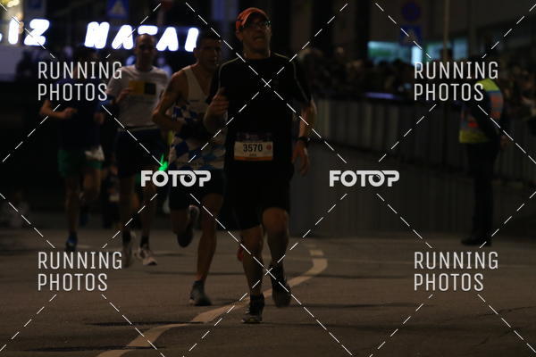 Buy your photos of the eventSo Silvestre Porto 2019 on Fotop