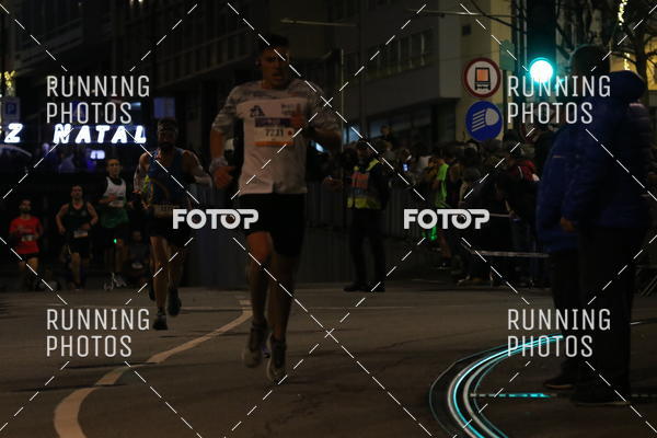 Buy your photos of the eventS�o Silvestre Porto 2019 on Fotop