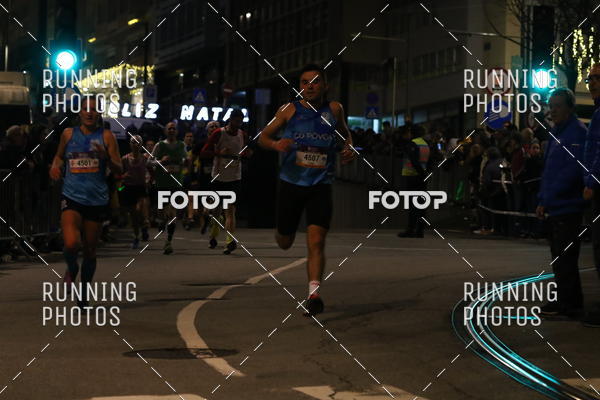 Buy your photos of the eventS�o Silvestre Porto 2019 on Fotop