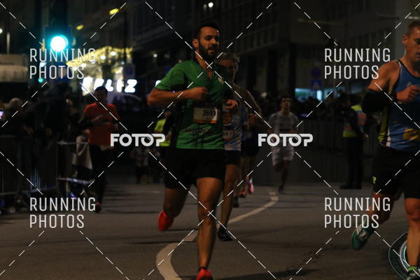 Buy your photos of the eventS�o Silvestre Porto 2019 on Fotop