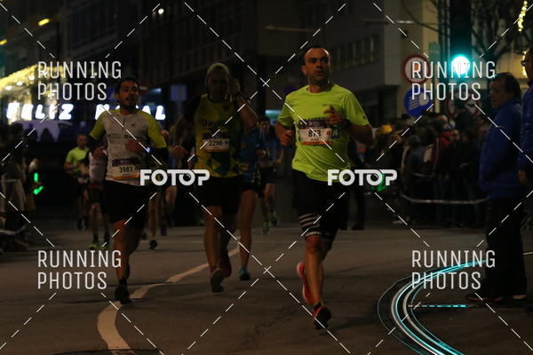 Buy your photos of the eventS�o Silvestre Porto 2019 on Fotop