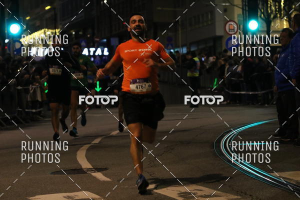 Buy your photos of the eventS�o Silvestre Porto 2019 on Fotop