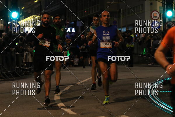 Buy your photos of the eventS�o Silvestre Porto 2019 on Fotop