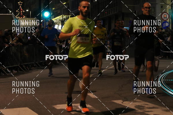 Buy your photos of the eventS�o Silvestre Porto 2019 on Fotop