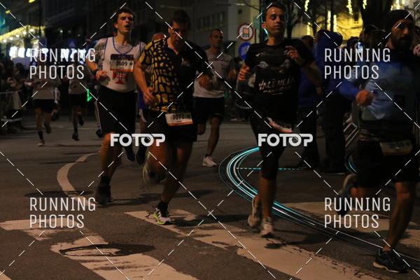 Buy your photos of the eventS�o Silvestre Porto 2019 on Fotop