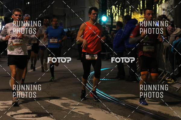 Buy your photos of the eventS�o Silvestre Porto 2019 on Fotop