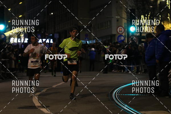 Buy your photos of the eventS�o Silvestre Porto 2019 on Fotop