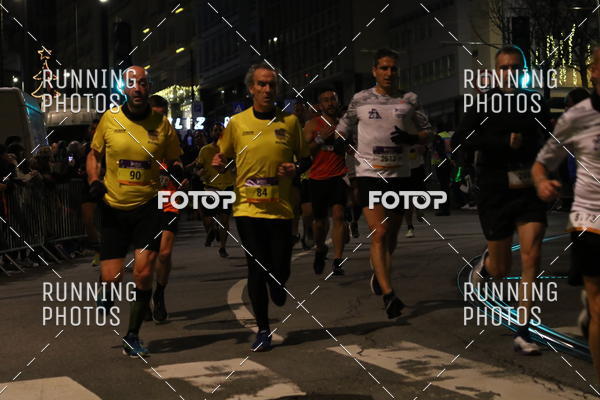 Buy your photos of the eventS�o Silvestre Porto 2019 on Fotop
