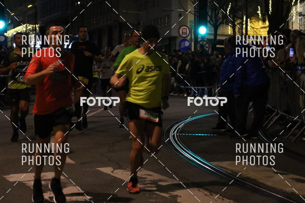 Buy your photos of the eventS�o Silvestre Porto 2019 on Fotop