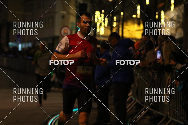 Buy your photos of the eventS�o Silvestre Porto 2019 on Fotop