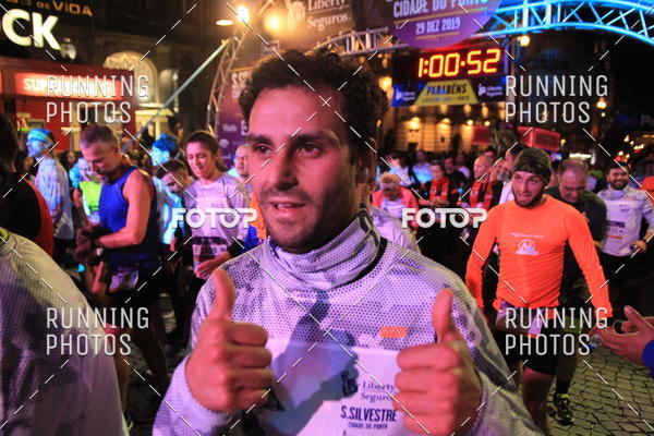 Buy your photos of the eventS�o Silvestre Porto 2019 on Fotop