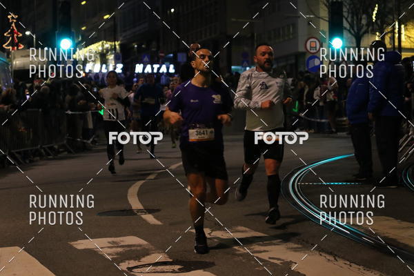 Buy your photos of the eventSo Silvestre Porto 2019 on Fotop