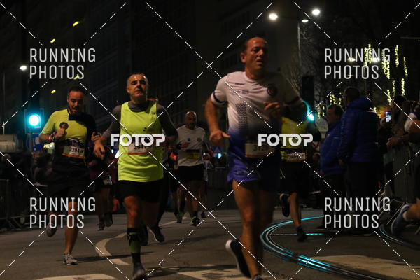 Buy your photos of the eventS�o Silvestre Porto 2019 on Fotop