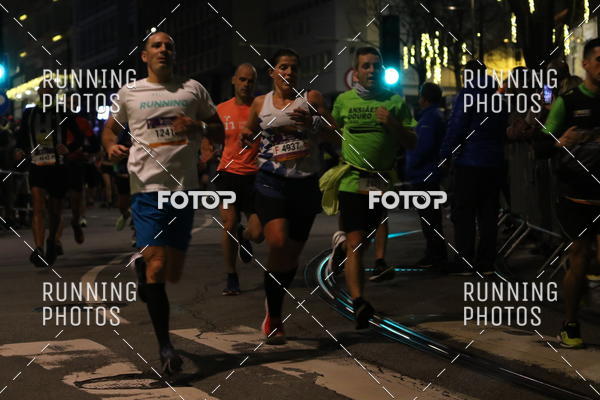 Buy your photos of the eventS�o Silvestre Porto 2019 on Fotop