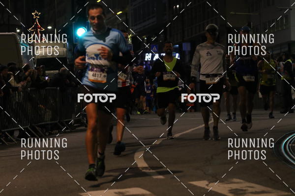 Buy your photos of the eventS�o Silvestre Porto 2019 on Fotop