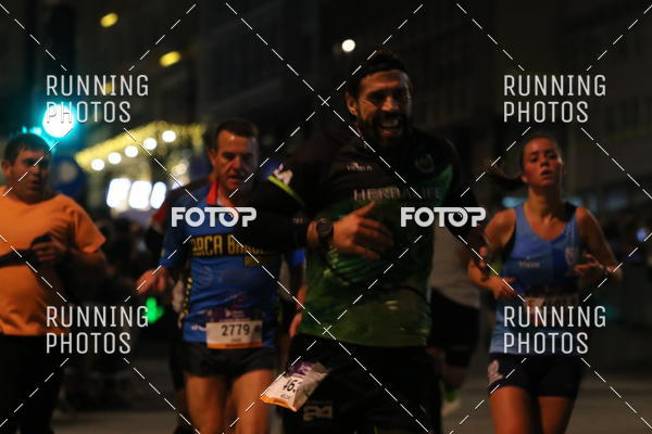 Buy your photos of the eventS�o Silvestre Porto 2019 on Fotop