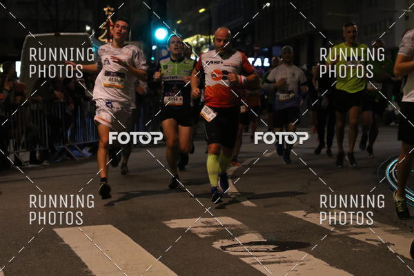 Buy your photos of the eventS�o Silvestre Porto 2019 on Fotop