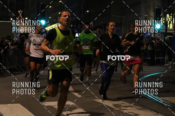 Buy your photos of the eventS�o Silvestre Porto 2019 on Fotop