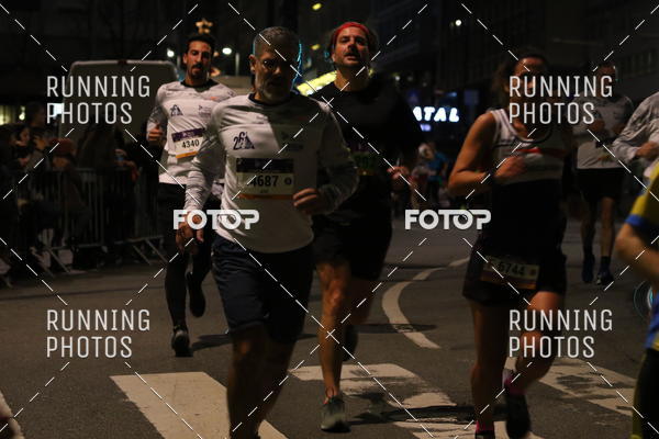 Buy your photos of the eventS�o Silvestre Porto 2019 on Fotop