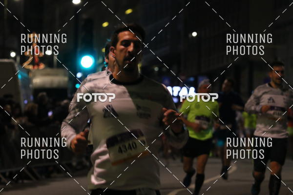 Buy your photos of the eventS�o Silvestre Porto 2019 on Fotop