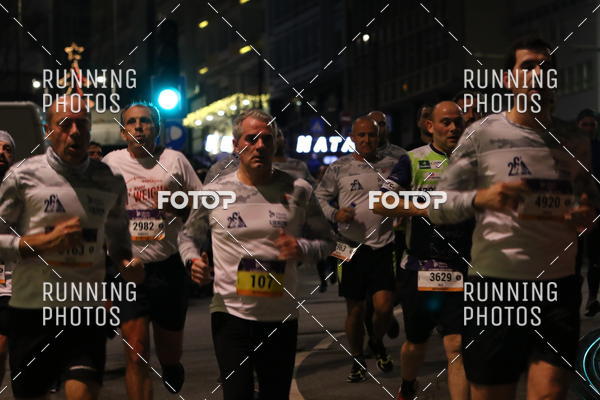 Buy your photos of the eventS�o Silvestre Porto 2019 on Fotop