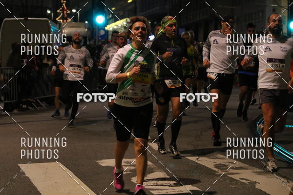 Buy your photos of the eventS�o Silvestre Porto 2019 on Fotop