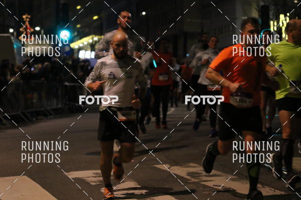 Buy your photos of the eventS�o Silvestre Porto 2019 on Fotop