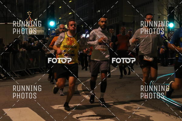 Buy your photos of the eventS�o Silvestre Porto 2019 on Fotop