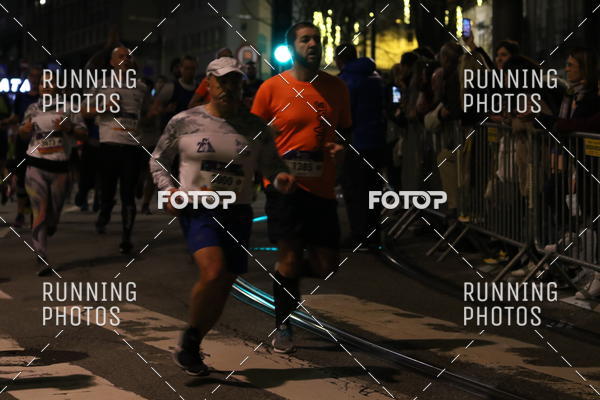 Buy your photos of the eventS�o Silvestre Porto 2019 on Fotop