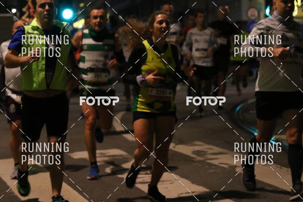 Buy your photos of the eventS�o Silvestre Porto 2019 on Fotop