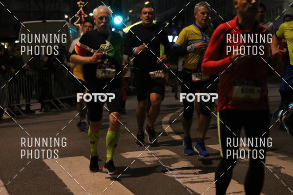 Buy your photos of the eventS�o Silvestre Porto 2019 on Fotop