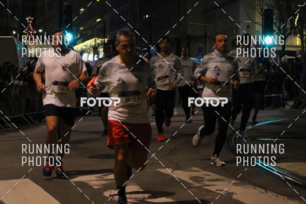 Buy your photos of the eventS�o Silvestre Porto 2019 on Fotop