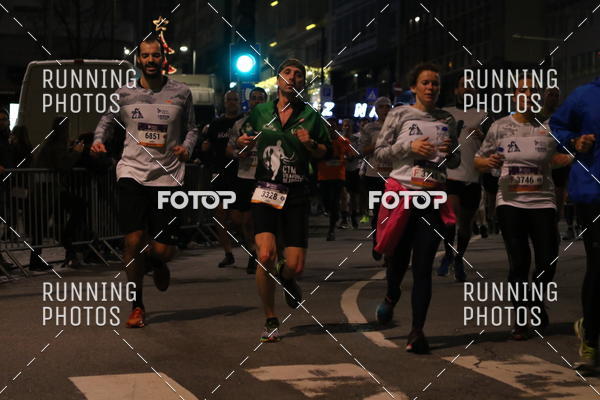 Buy your photos of the eventS�o Silvestre Porto 2019 on Fotop